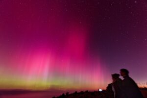 Tenemos dos horas para proteger la red eléctrica de una tormenta solar extrema. Las auroras de mayo lo demostraron