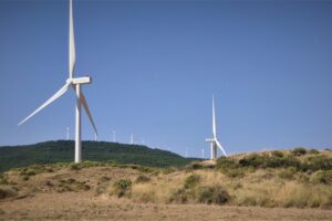 Algunas regiones de España quieren los aerogeneradores más lejos que nunca. En Europa la tendencia es lo contrario