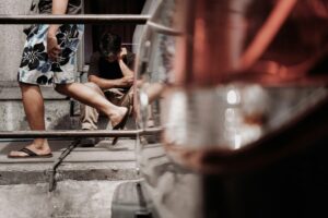 la Guardia Civil se ha pronunciado sobre la polémica de conducir con chanclas o no este verano