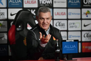 Javier Aguirre podría continuar su carrera en España