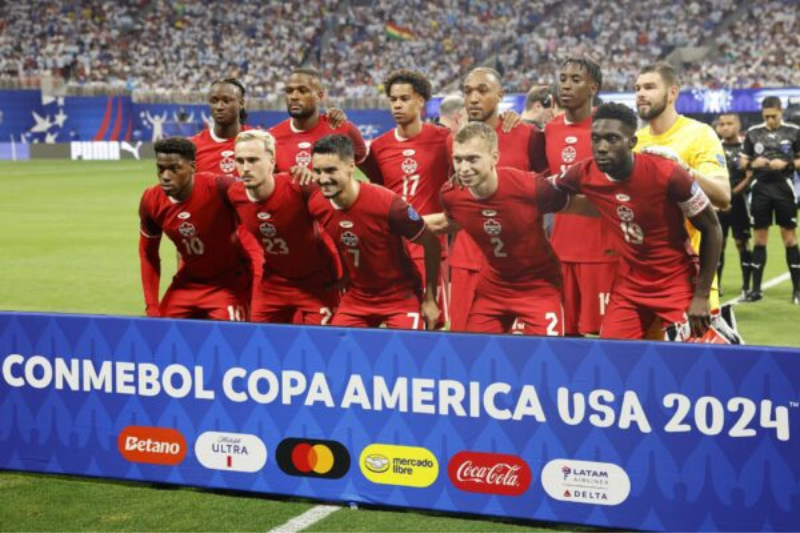 Canadá accede a semis en histórica 1era participación en Copa América