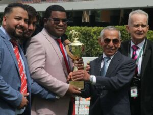 Cimarrón fue una sorpresa en la Copa Ángel Parra