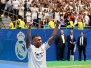Real Madrid presentó a Mbappé por todo lo alto