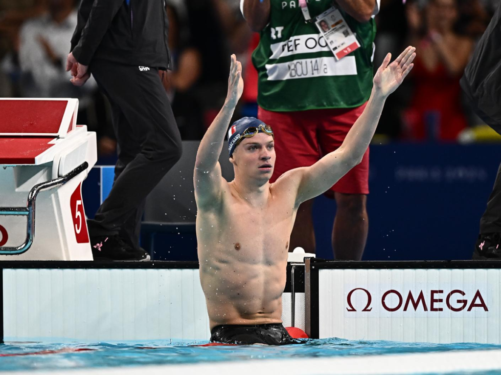 Leon Marchand pulverizó récord olímpico de Michael Phelps