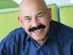 Oscar D' León arribó a los 81 años de vida cantándole a su gente