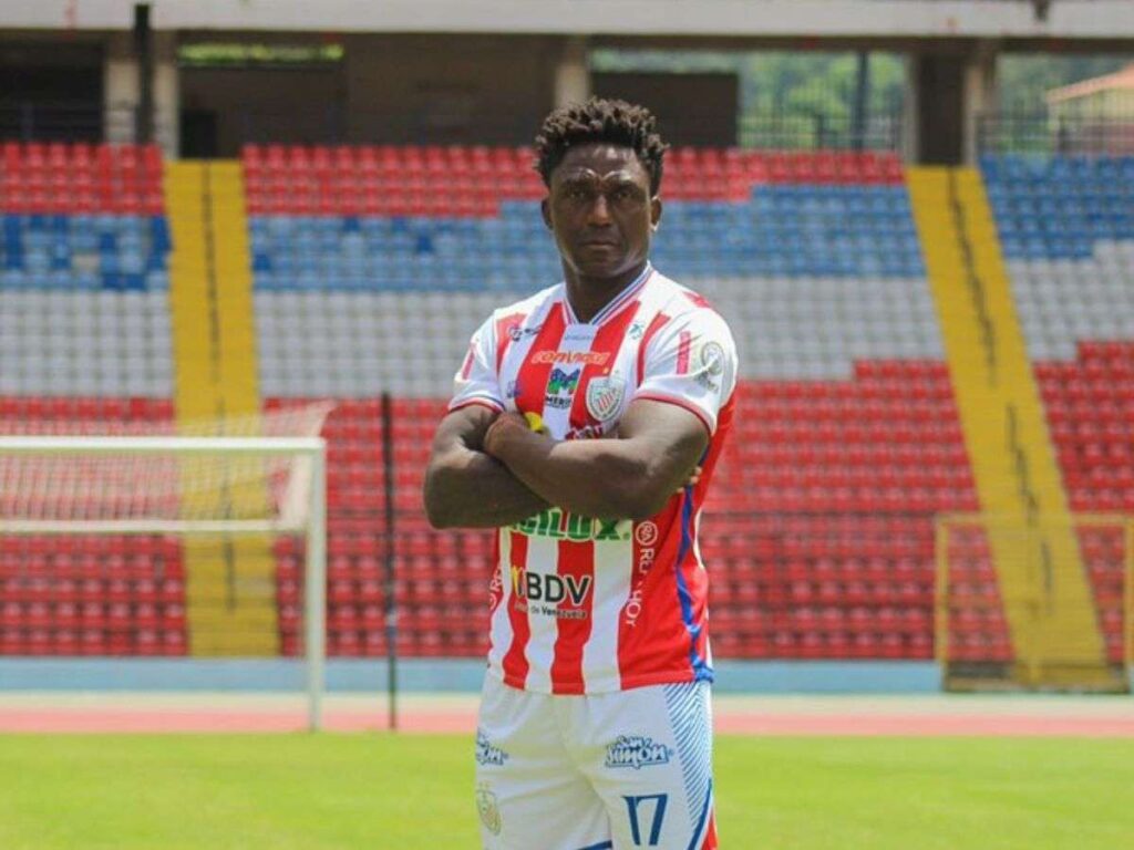 Estudiantes suma a "La Tuka" Ordoñez