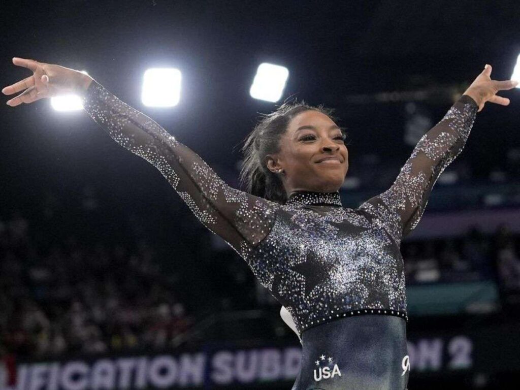 Simone Biles brilla en su regreso a los JJ.OO