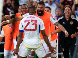 ¡Líderes! Venezuela goleó y se adueñó de su grupo