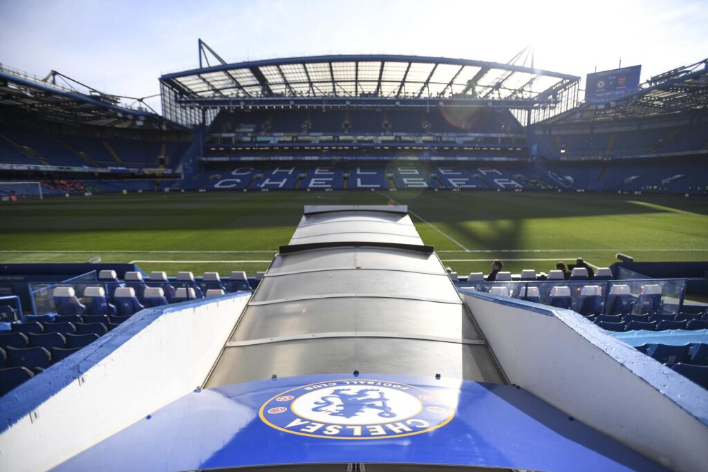 Vista general del estadio del Chelsea, el Stamford Bridge, en una foto de archivo. EFE/EPA/ANDY RAIN