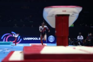 Gimnasta japonesa se retira de los Juegos Olímpicos por fumar y beber