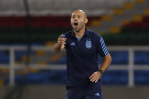 Imagen de archivo del exfutbolista Javier Mascherano, el seleccionador sub-23 de Argentina, la selección de fútbol que es esperanza de medalla del país en los Juegos Olímpicos de París. EFE/ Ernesto Guzmán Jr.