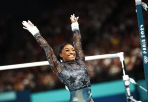 Beacon, un perro de cuatro años acompaña a las gimnastas del Team USA