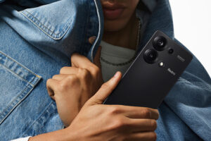Xiaomi marca la diferencia en la gama media con teléfonos como este de 2024 que con descuento y cupón se queda a precio de chollo
