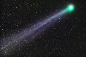 El "cometa del siglo" se puede ver ya en el hemisferio sur, pero amenaza con estallar antes de verse en el resto del mundo
