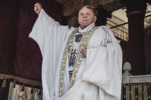 Anthony Hopkins está imperial en esta violenta versión de 'Gladiator' en Prime Video que ha costado 140 millones de dólares