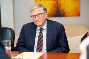 Bill Gates cree que plantar árboles masivamente contra el cambio climático es absurdo. Tiene razón