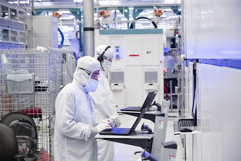 Al Gobierno alemán le preocupa la posible cancelación de la fábrica de Intel en Magdeburgo. Tiene motivos