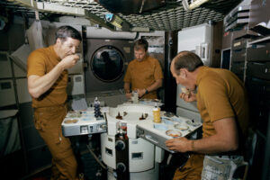 no es la comida, son los astronautas