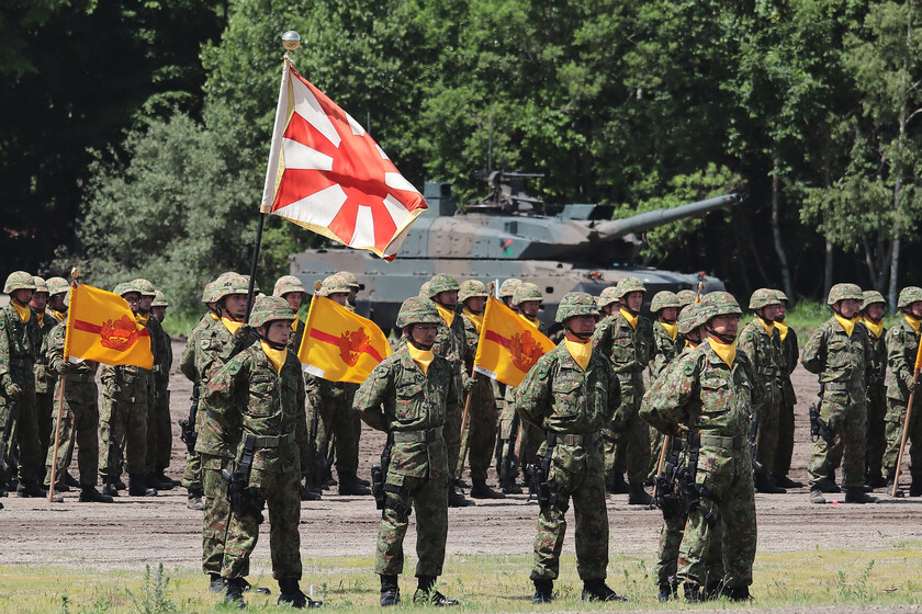 inspirarse en EEUU para su armamento