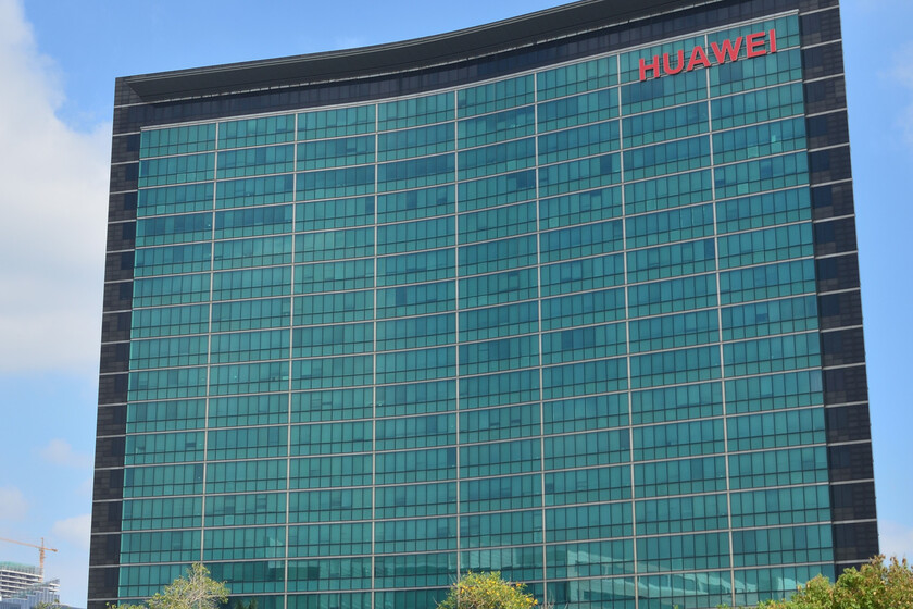Huawei crece a toda velocidad a pesar de las sanciones de EEUU. La robustez del mercado chino es impactante
