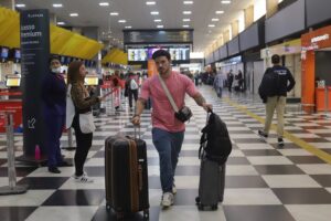 Brasil endurece reglas migratorias tras convertirse en ruta ilegal a EEUU y Canadá