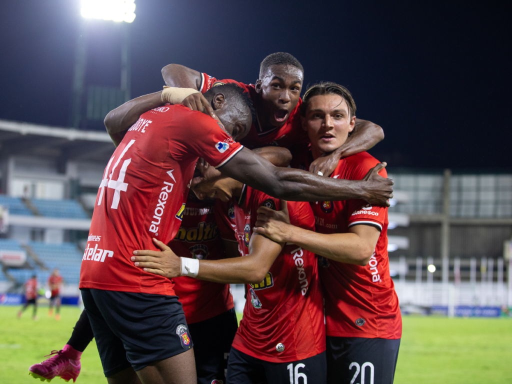 Caracas ganó juego clave al Zamora