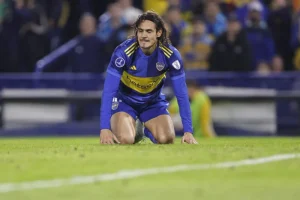 Cavani se lesiona previo a duelo clave en la Sudamericana