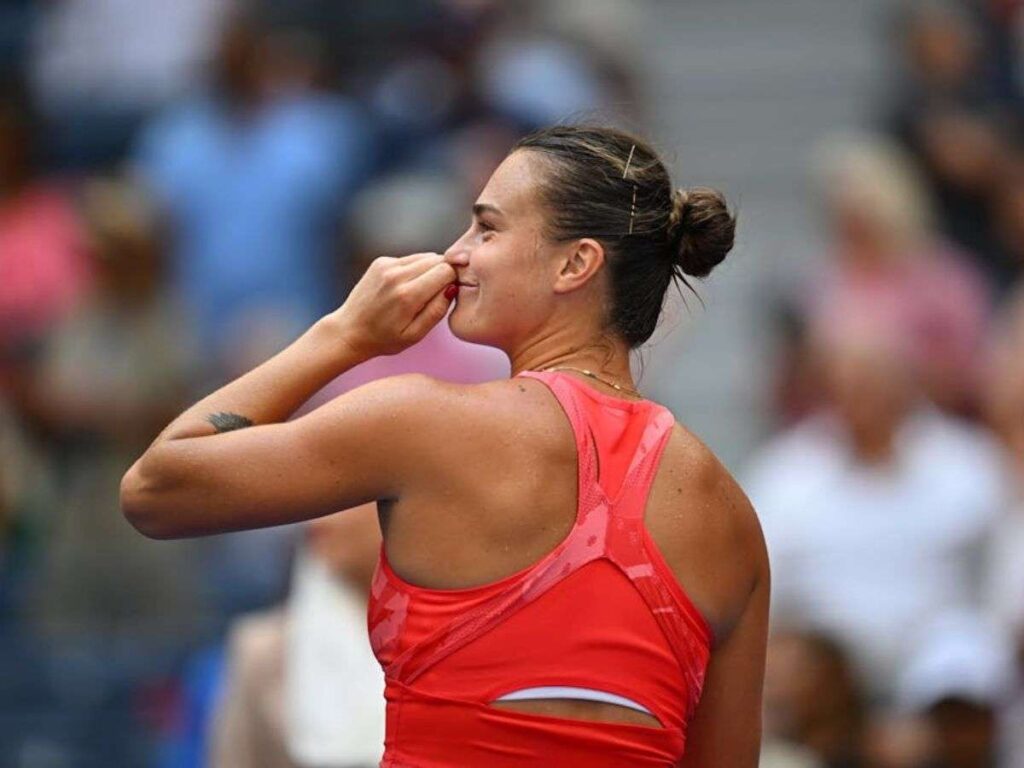 Sabalenka dejó en el camino a Swiatek y avanzó a la final