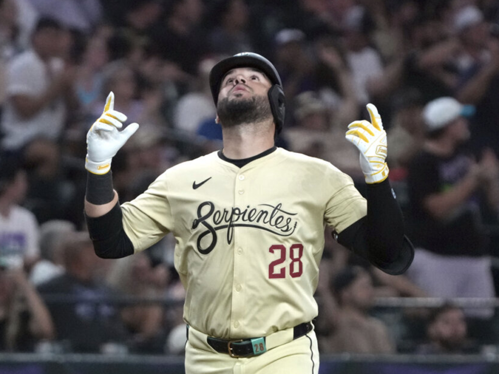 Eugenio Suárez busca sostener el buen ritmo