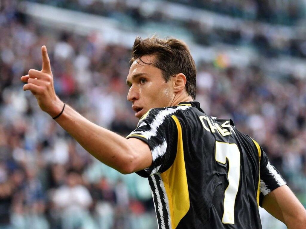 Federico Chiesa vestirá camiseta del Liverpool