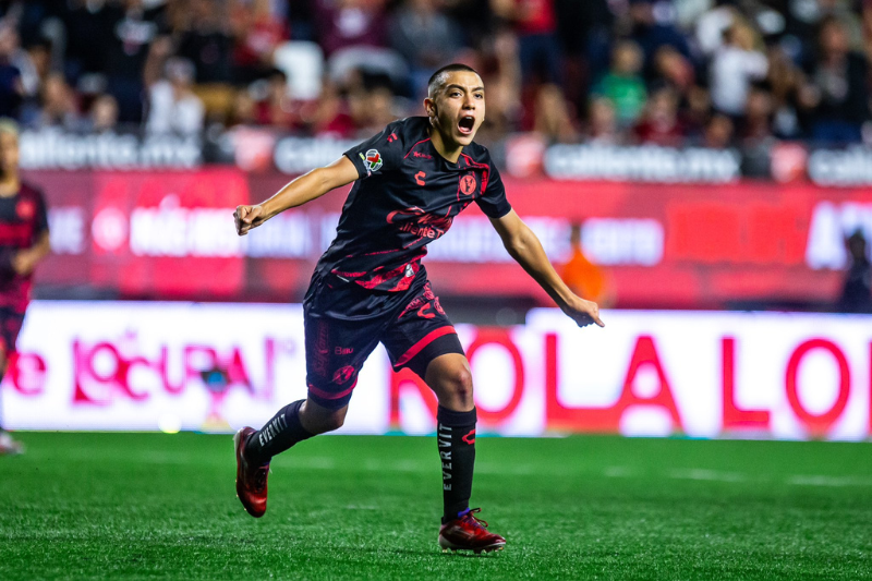 Gilberto Mora: El joven prodigio que hace historia en la Liga MX