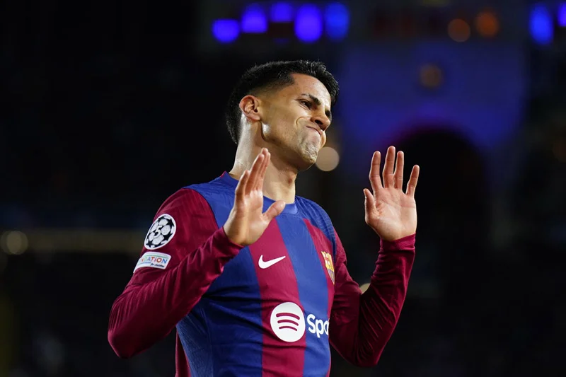 Joao Cancelo asegura el mejor salario de su carrera