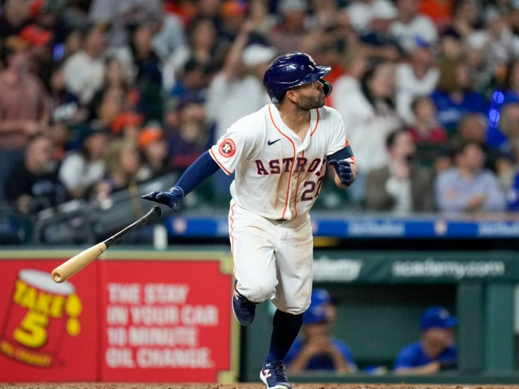 Altuve llegó a 800 carreras impulsadas con jonrón