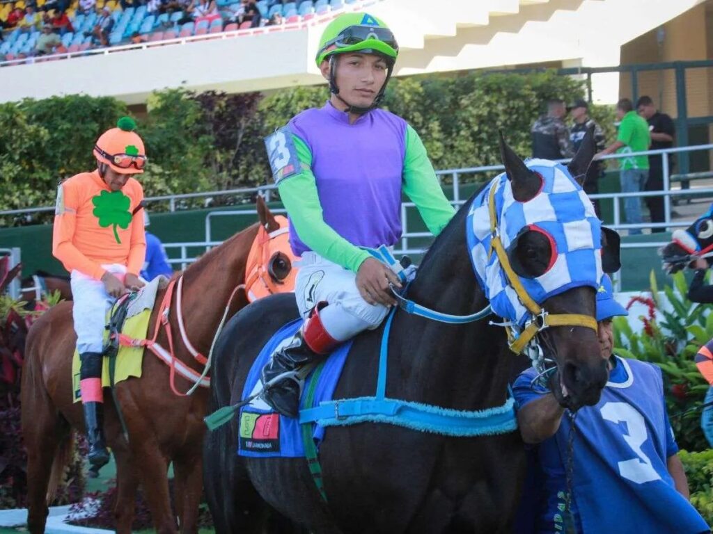 Roddrick luce como la fija del sábado en Valencia