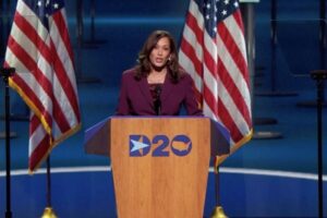Kamala Harris logra la cantidad de delegados necesaria para ser la candidata presidencial demócrata