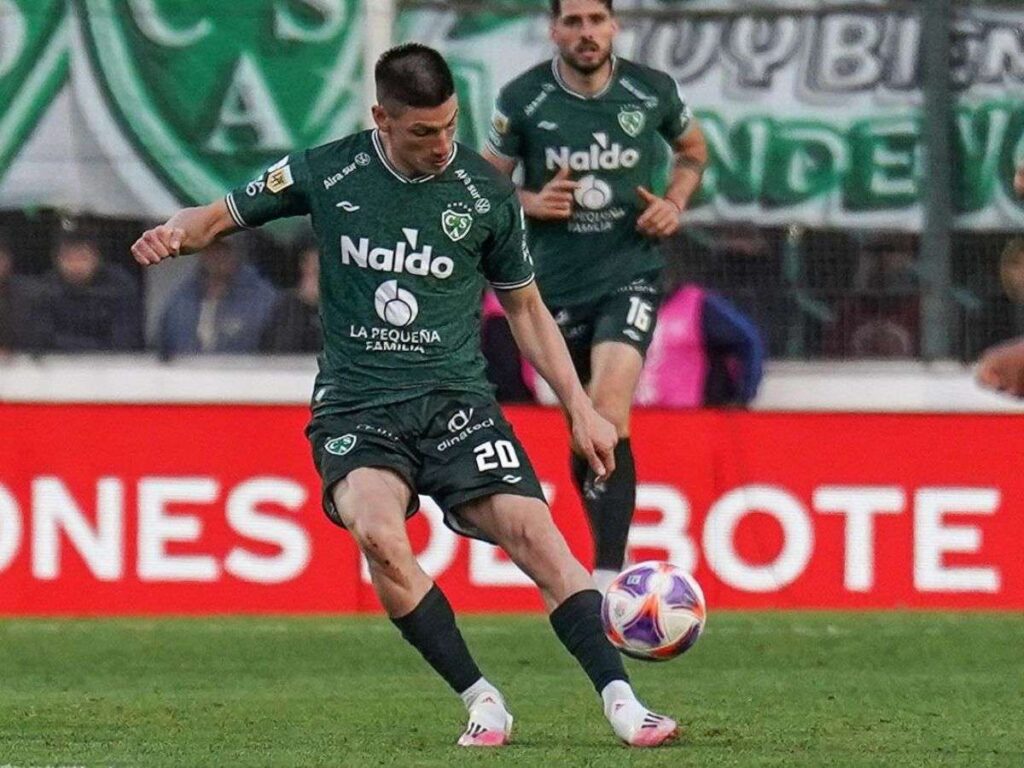 Zamora se refuerza con un volante argentino