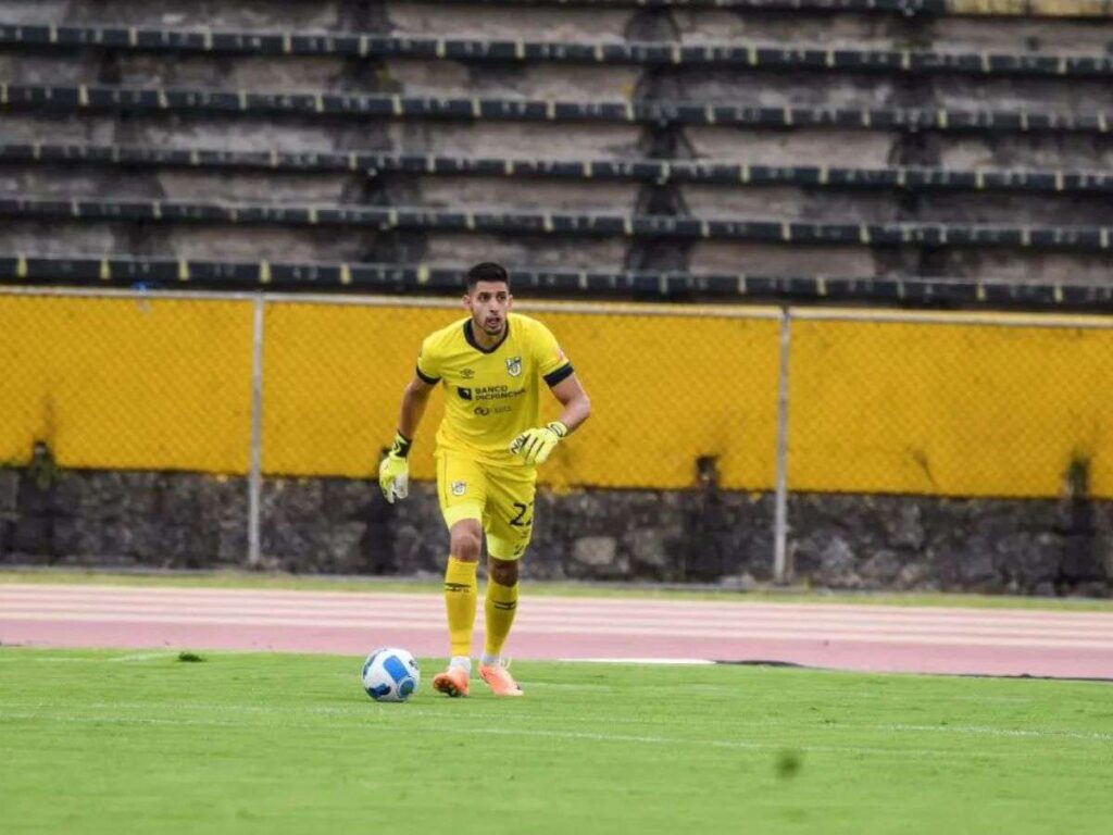 Rafael Romo fue el héroe de la Universidad Católica