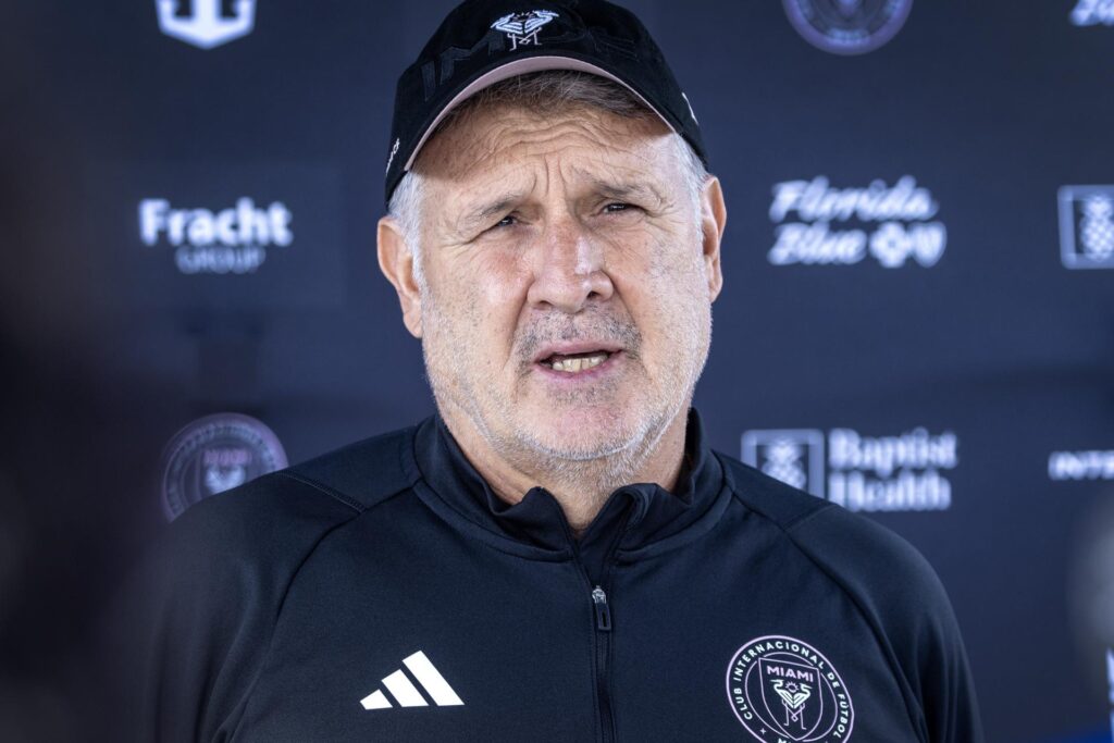 Fotografía de archivo en la que se registró al entrenador del club estadounidense de fútbol Inter Miami, el argentino Gerardo 'Tata' Martino. (Leagues Cup) EFE/Cristóbal Herrera