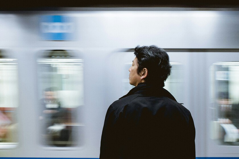 Japón necesitaba acabar con su modelo de trabajo excesivo. La jornada laboral de cuatro días era su esperanza y está fracasando