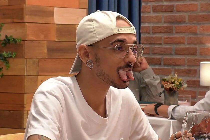 'First Dates', una soltera de Madrid se asusta cuando su cita le enseña la lengua. "No me gusta, me da cosilla"