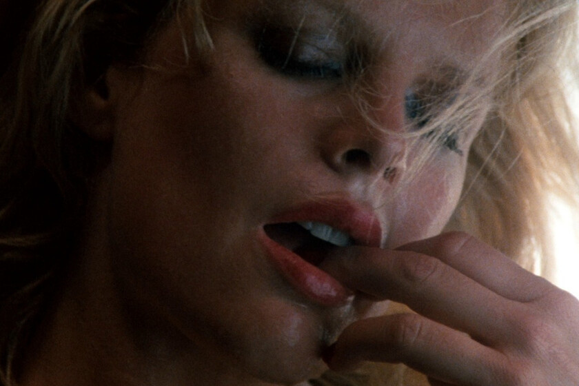 Qué fue de Kim Basinger, la sex symbol ochentera que acabó siendo protagonista del primer corto NFT