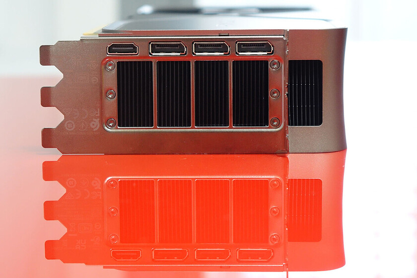 Una NVIDIA imparable en el mercado de las tarjetas gráficas para PC obliga a AMD a cambiar de estrategia