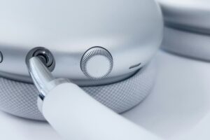 La actualización de los AirPods Max ha sido una oportunidad perdida. Apple ha priorizado la cosmética sobre la función