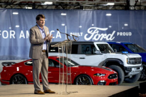 el último viaje a China del CEO de Ford ha encendido todas las alarmas