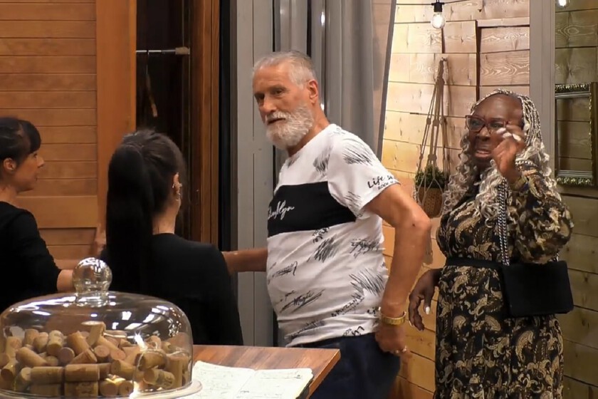 'First Dates', una soltera de Reus huye del restaurante tras tener una cita horrible. "Busca a alguien que esté como una monja"