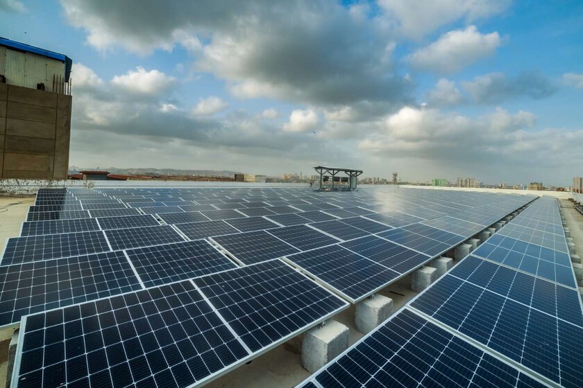 Pakistán vivió una de las peores crisis energéticas en 2010. Para salir de ella, el país se convirtió en una potencia solar