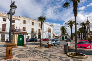 a quién pertenece el pueblo extremeño de Olivenza