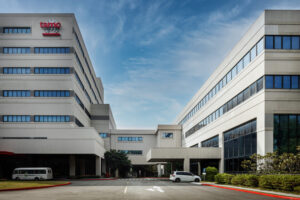 Qué hay detrás de las megafábricas de chips que TSMC y Samsung planean construir en Emiratos Árabes