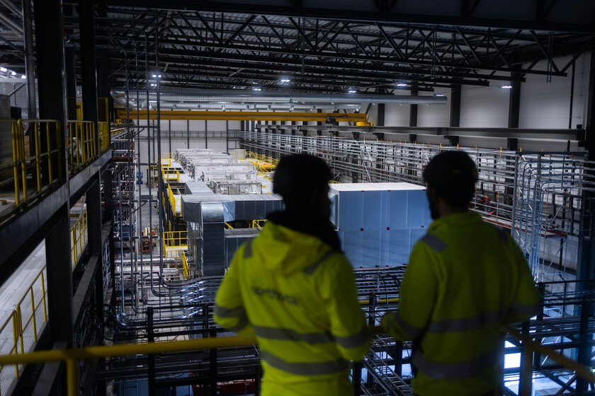 El gran arma de Europa para retar a China en la producción de baterías se llama Northvolt. Despedirá a 1.600 empleados