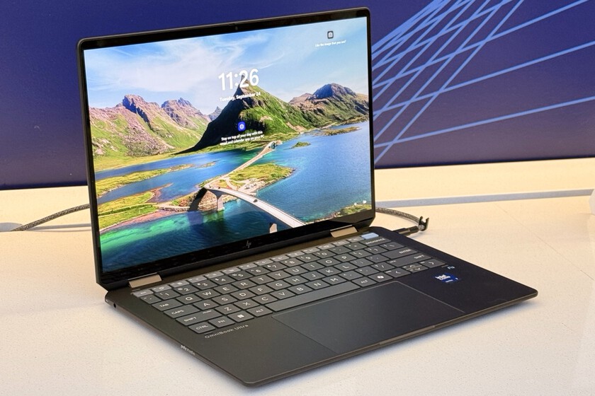 HP lanza el OmniBook Ultra Flip y el EliteBook X. La IA generativa da un salto en sus portátiles estrella